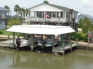 1247 N Crystal Beach Rd, Crystal Beach, TX 77650