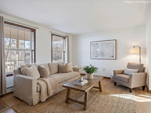 4 Chelsey Lane, Gray, ME 04039