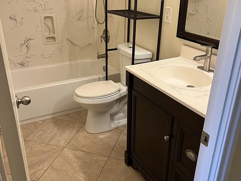 2683 Caulfield Dr — Photo 10
