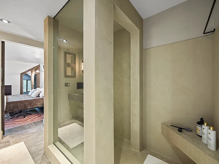 2350 Linden Dr — Photo 11