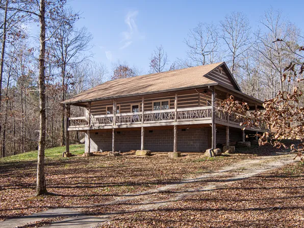 1509 Ben Mosley Cir, Summerville, GA 30747