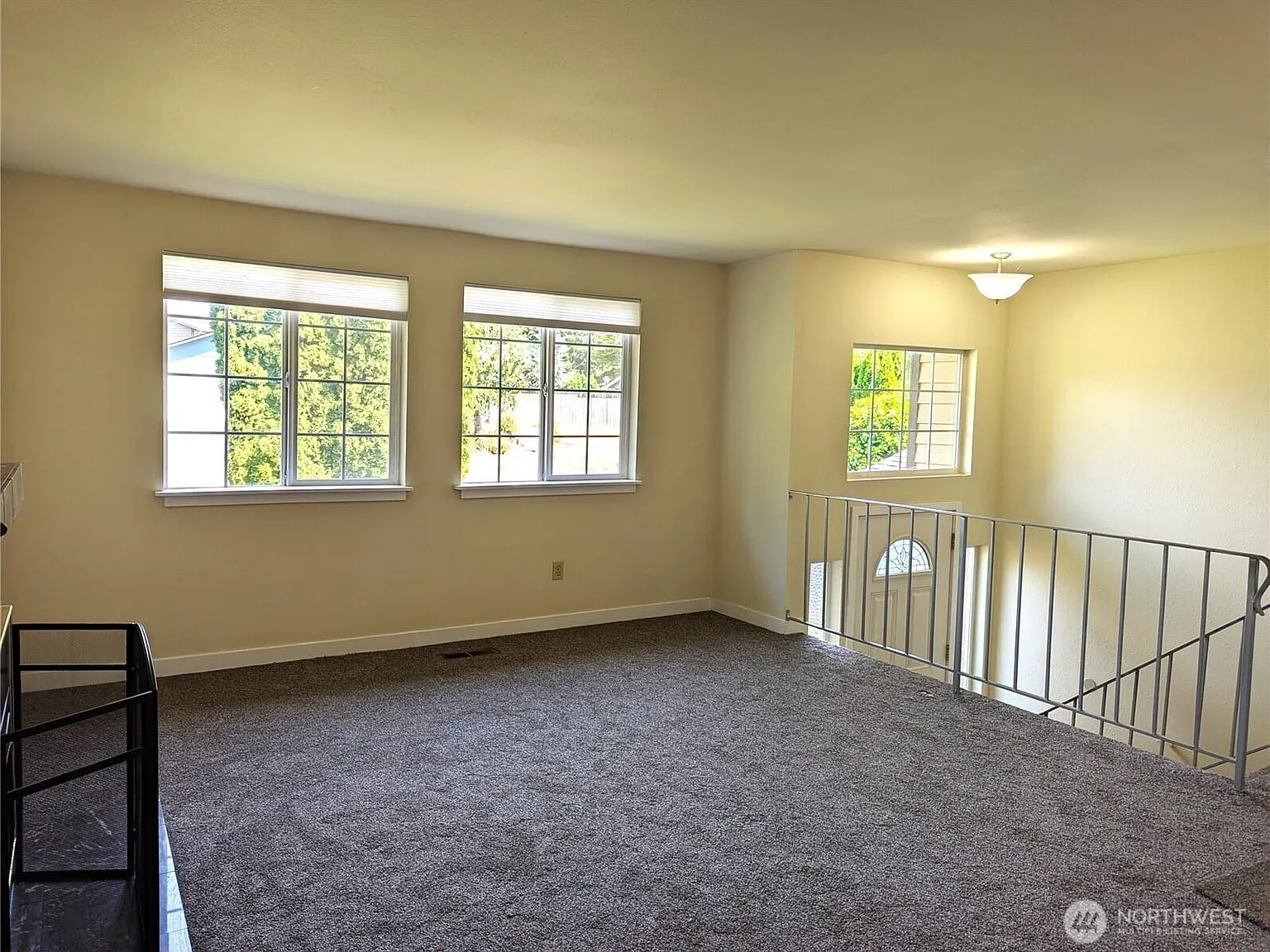 4 bed, 2.0 bath, 1790 sqft, $3,450 — Photo 3