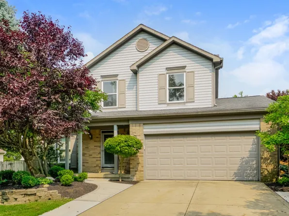 3298 Farmbrook Dr, Grove City, OH 43123