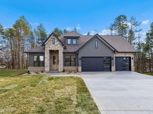 124 Utsesti Way, Loudon, TN 37774