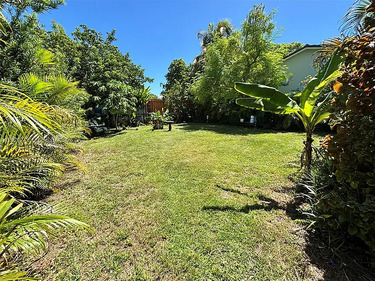 2980 SW 25th St #1 — Photo 7