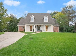 10813 N Oak Hills Pkwy, Baton Rouge, LA 70810