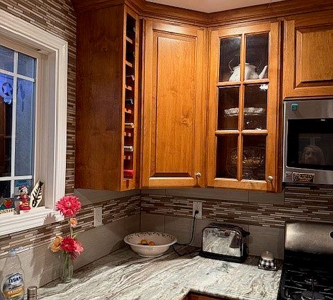 5th image of 4151 Gertrude St