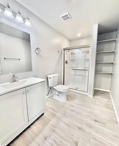 2824 N Woodland Ave #1 — Photo 13
