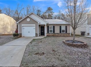 1227 Stonefield Crossing Ct, Winston Salem, NC 27107