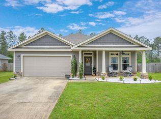 5620 Price Plantation Rd, Baker, FL 32531