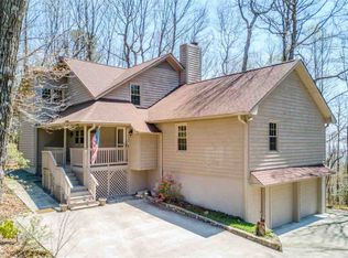 112 Cliff Ridge Dr, Cleveland, SC 29635