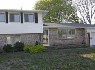 43 Meyerhill Cir E, Rochester, NY 14617