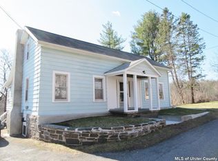 111 Teetsel Rd, Saugerties, NY 12477