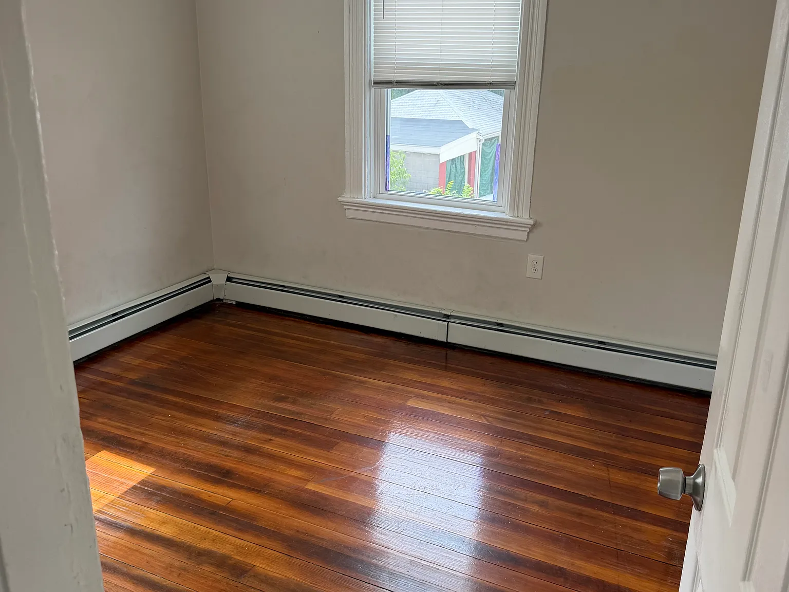 3 bed, $2,150 — Photo 2