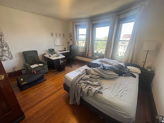 2nd image of 582 Cambridge St #3A