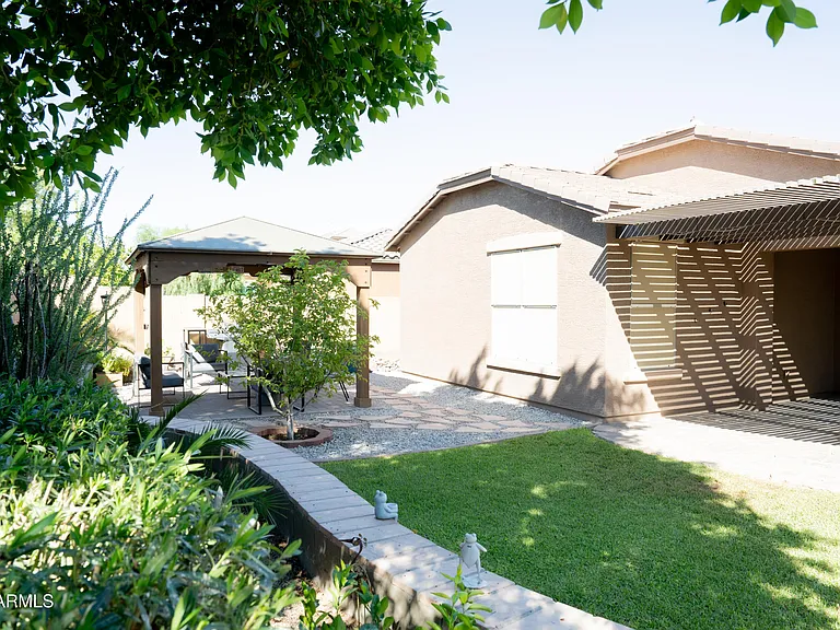 16062 W Tohono Dr — Photo 39