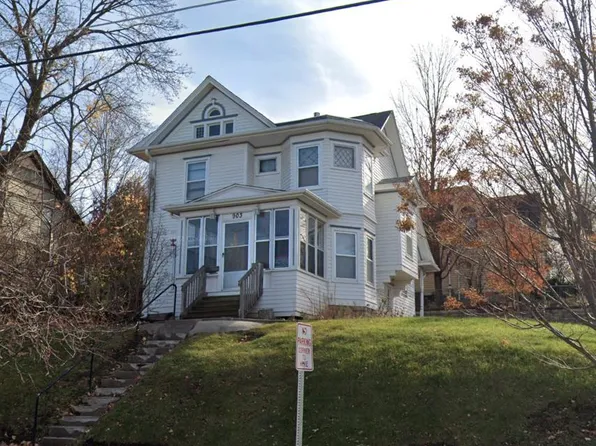 903 E Iowa Ave, Iowa City, IA 52240