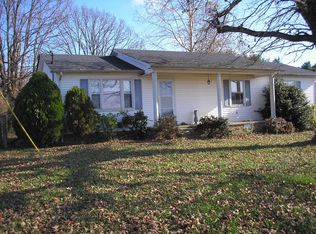 244 Brock Hollow Rd, Leoma, TN 38468