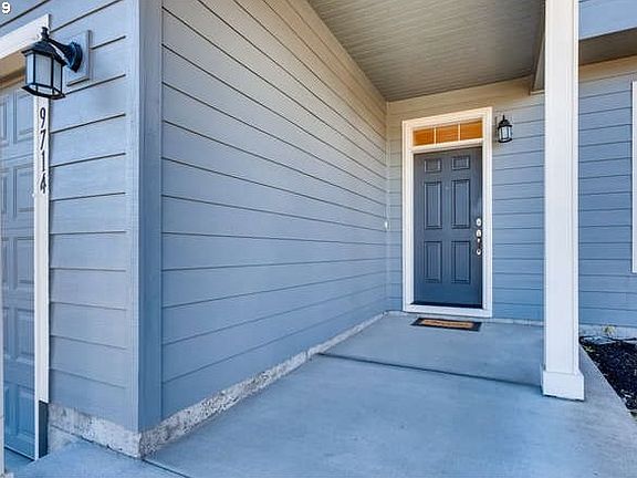 3rd image of 9714 NE 160th Ave