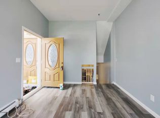 60 Green Valley Rd #1, Staten Island, NY 10312