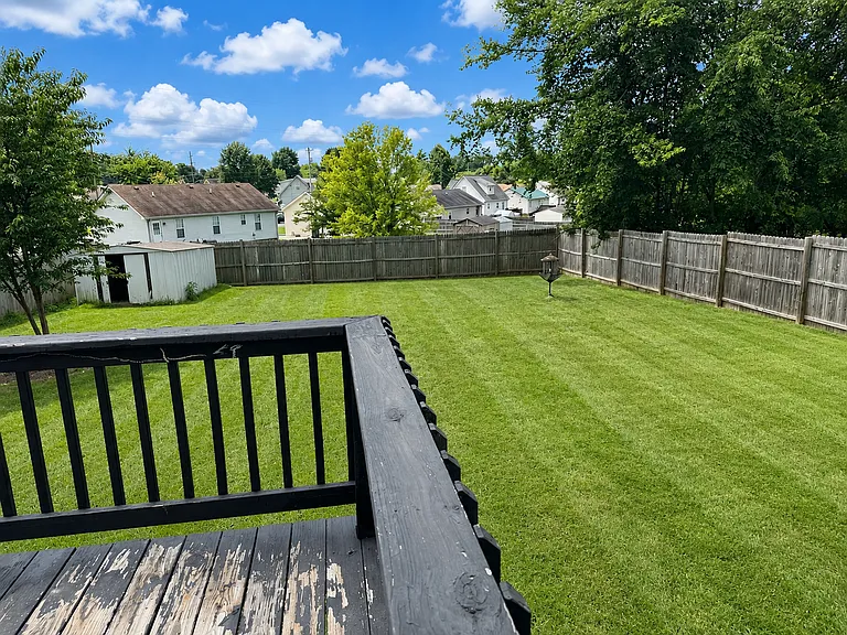 1200 Carol Dr — Photo 20