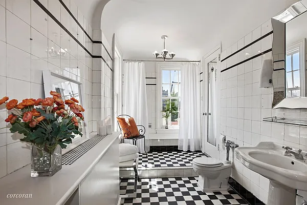 Sold by Corcoran | media 38