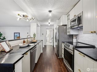 Quarterdeck, Seattle, WA 98199