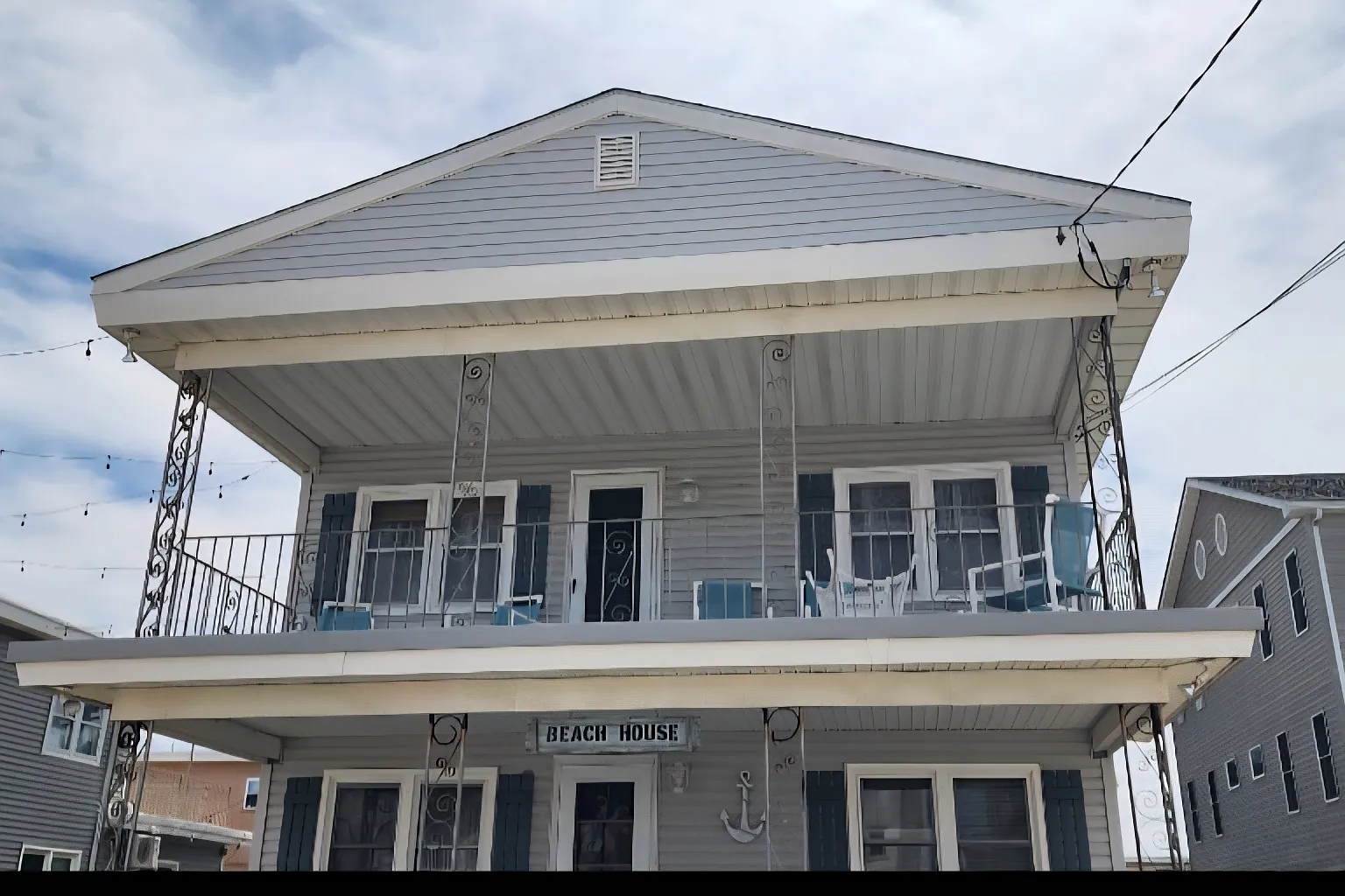 3 bed, 1.5 bath, 1000 sqft, $2,500 — Photo 1