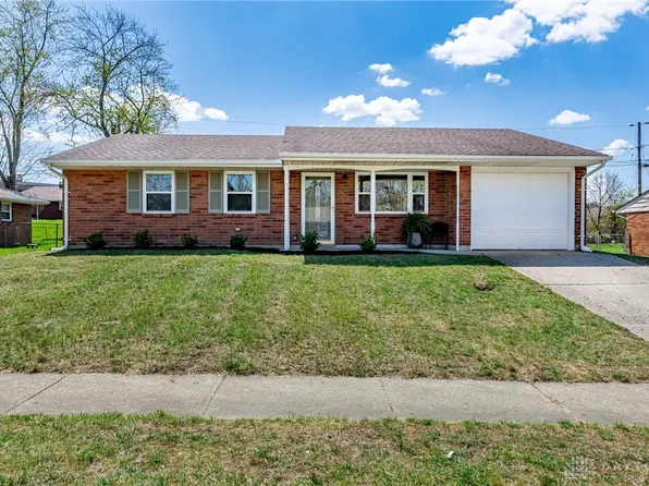 2872 Silvercliff Dr, Dayton, OH 45449