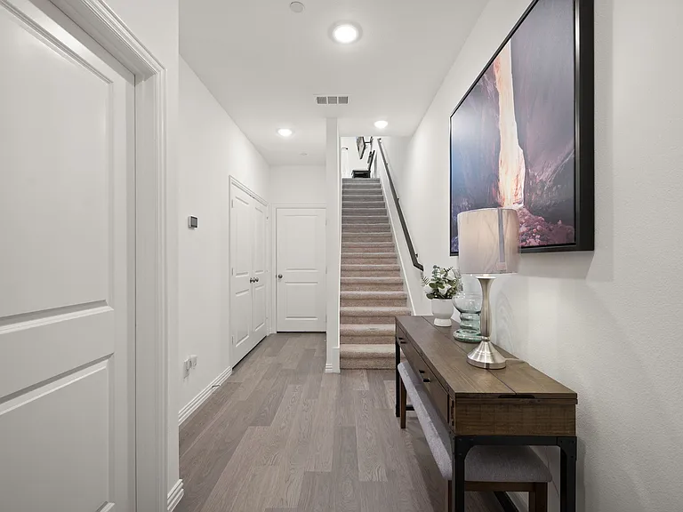 5243 Legacy St — Photo 4