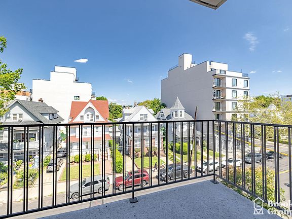 5th image of 3308 Glenwood Rd #22