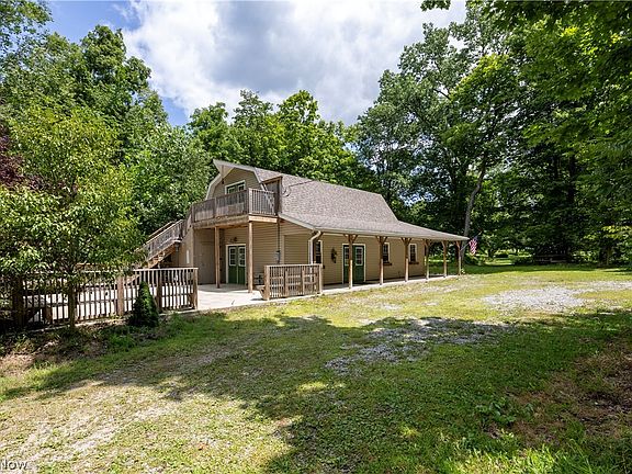 2nd image of 612 Township Road 700