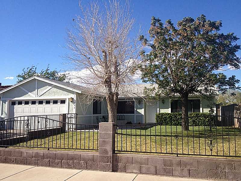 1st image of 415 La Jolla Dr