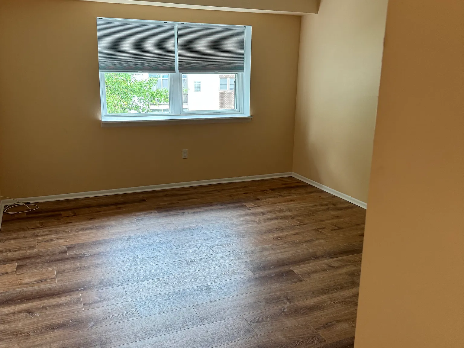 1 bed, 800 sqft, $1,395 — Photo 3