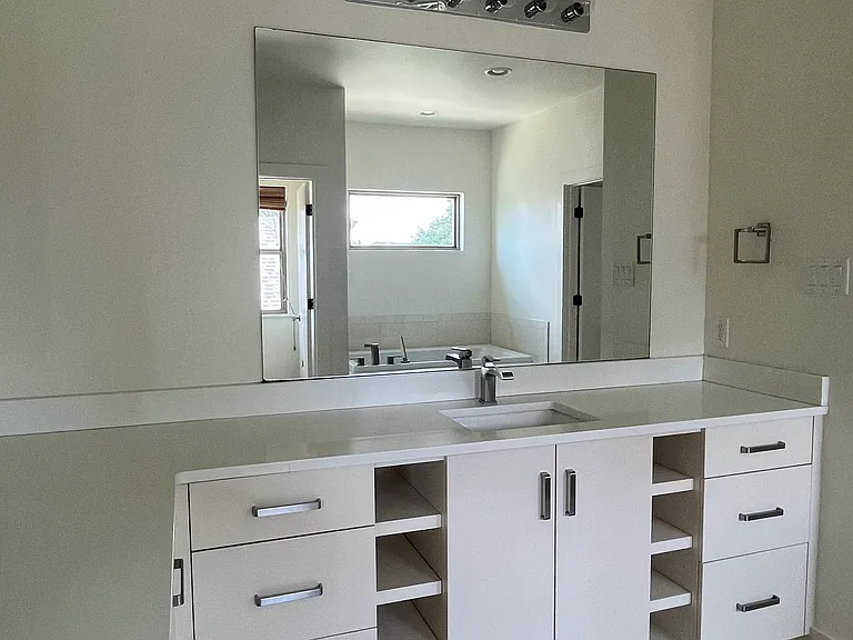 His/Her Vanity 2