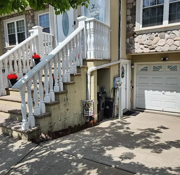 216 Dartmouth Loop #BASEMENT — Photo 1
