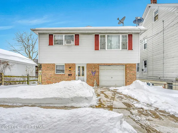 12 Coal St, Nesquehoning, PA 18240