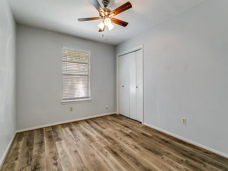 980 Meadow Cir S — Photo 5