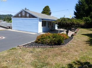 860 Rowe St, Reedsport, OR 97467