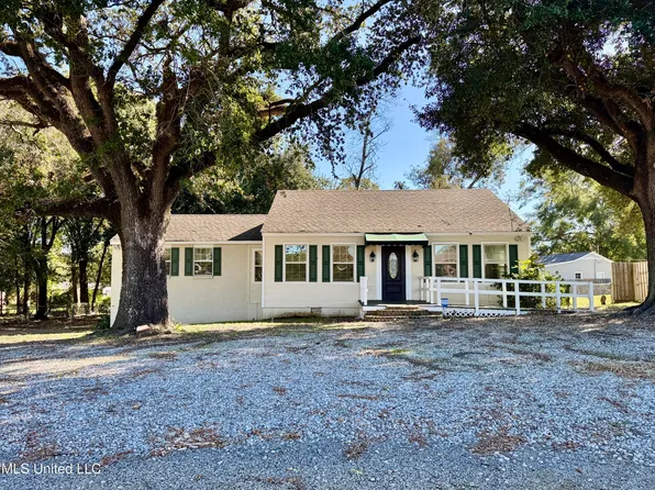 221 Sgt Prentiss Dr, Natchez, MS 39120