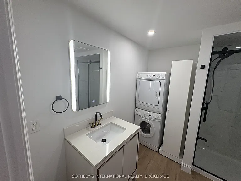 71 Stella St — Photo 12