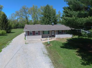 5242 Ash Grove Ave, Blanchester, OH 45107