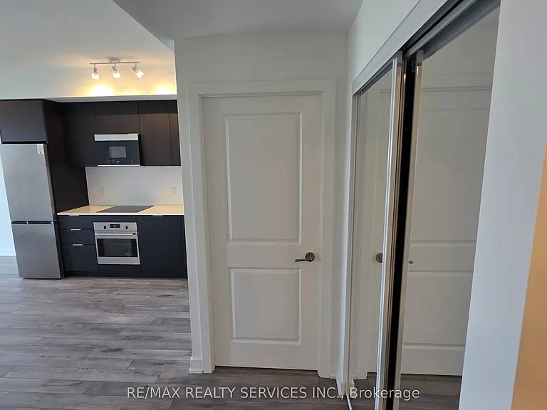 15 Skyridge Dr #2210 — Photo 4