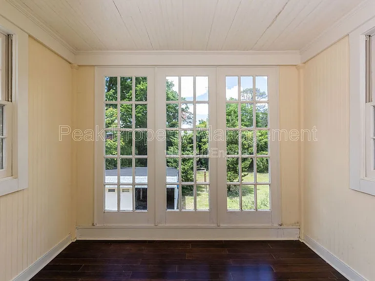 1404 Wilmington Ave W #B — Photo 28