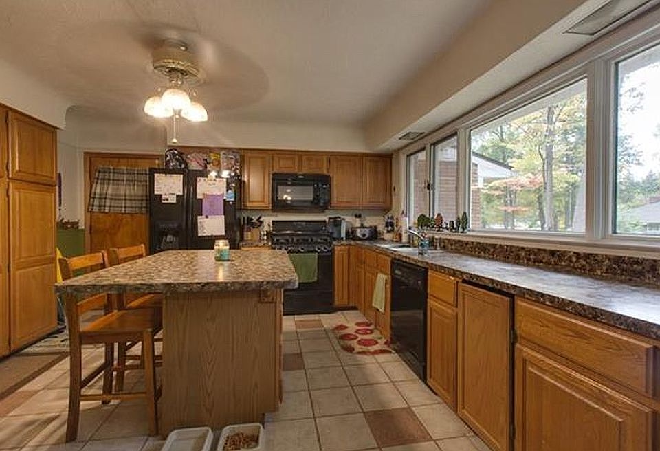 1st image of 4171 Woodmont Dr
