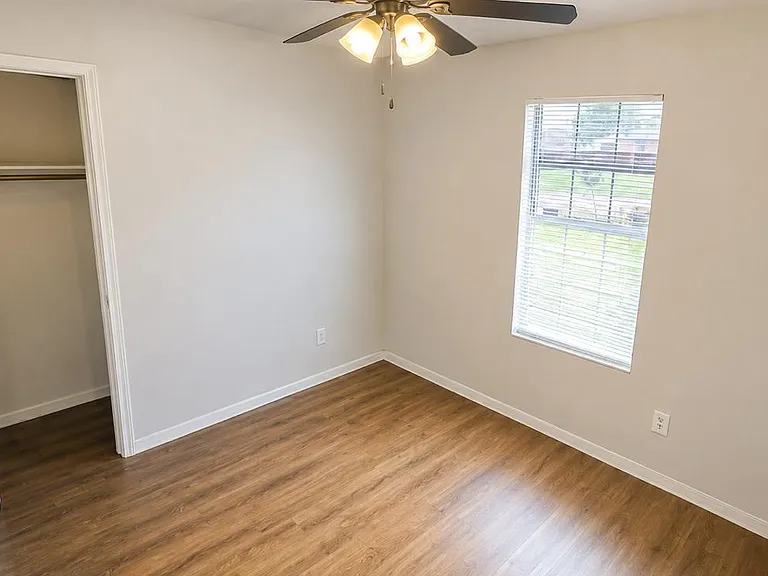 4311 Mustang Dr — Photo 7