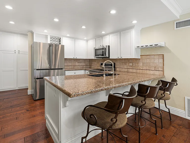 5226 Edge Park Way — Photo 10