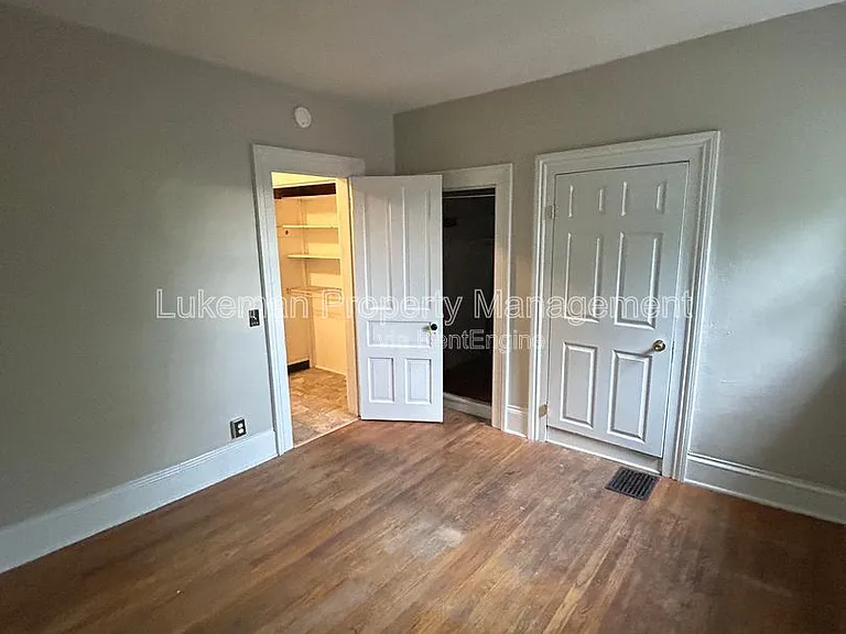 724 W South St #2 — Photo 5