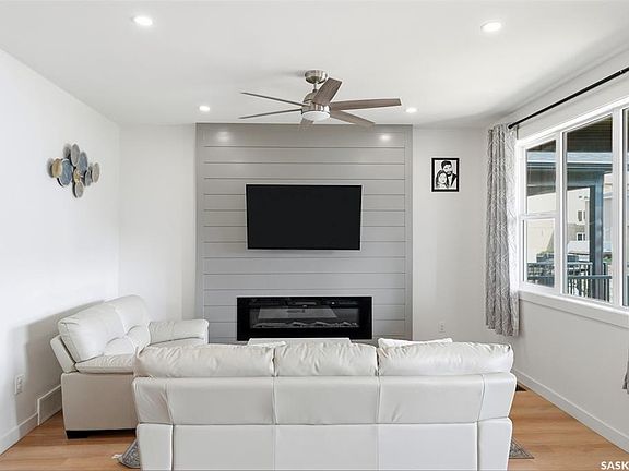 4th image of 155 Schmeiser LANE