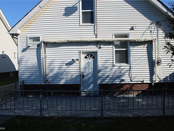 5th image of 13608 Saybrook Ave